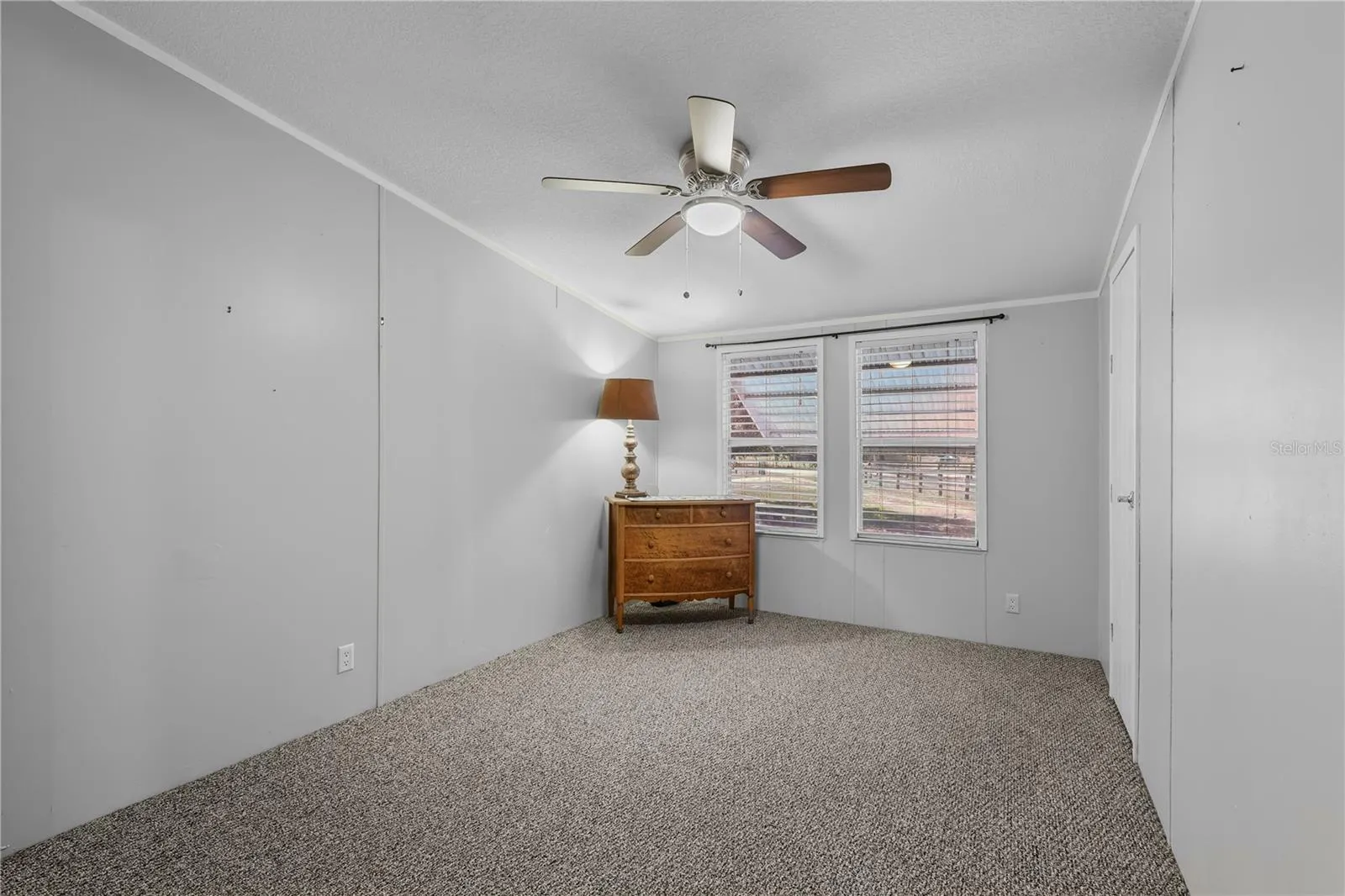 4480 FORT SIMMONS AVE
