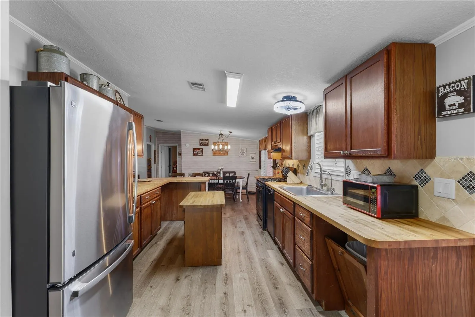 4480 FORT SIMMONS AVE