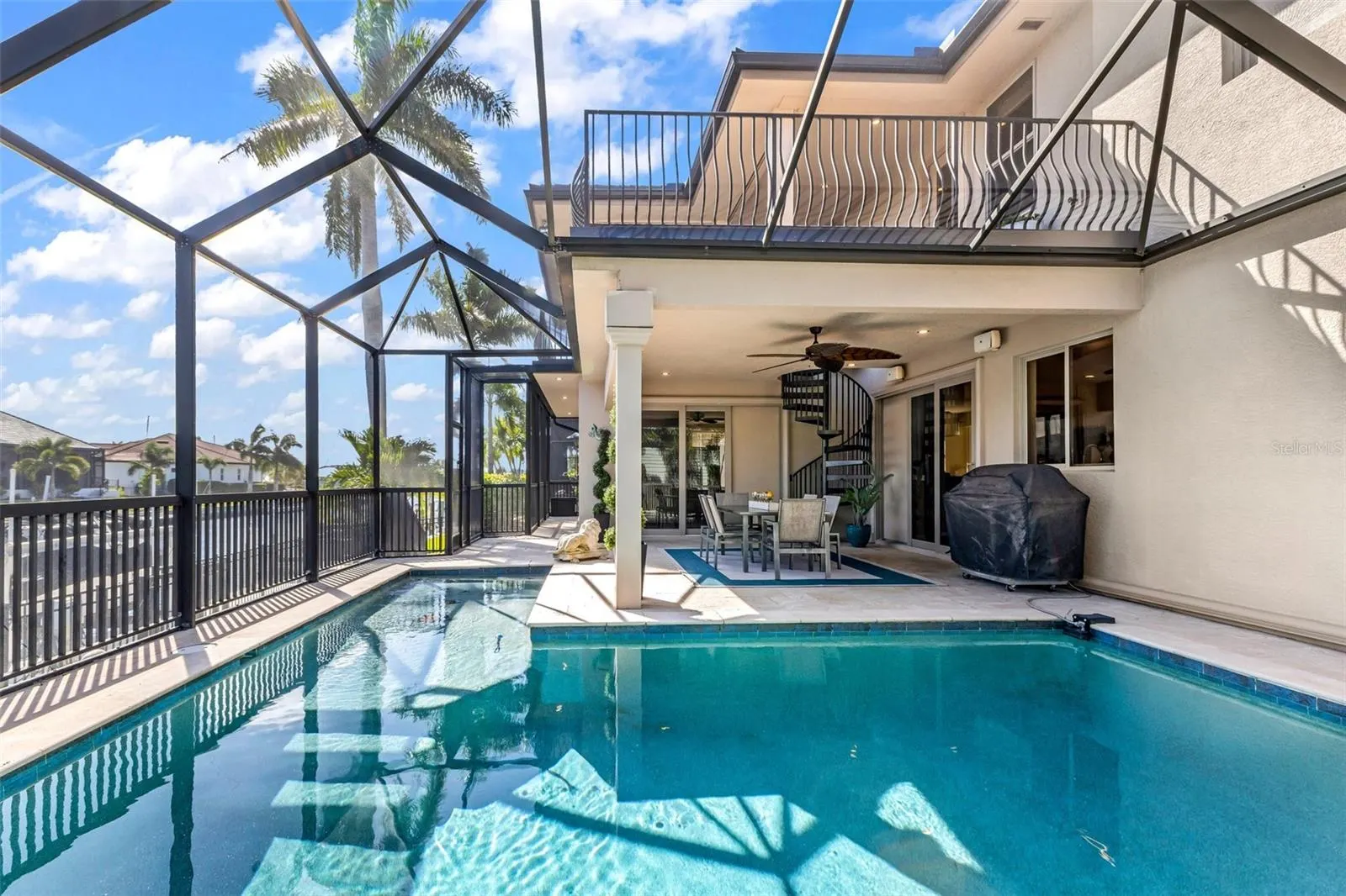 44 COLONY POINT DR