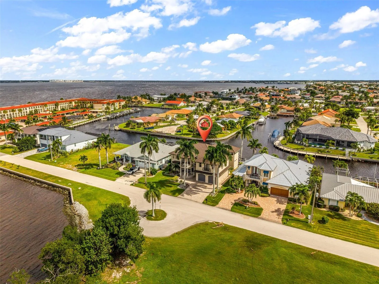 44 COLONY POINT DR