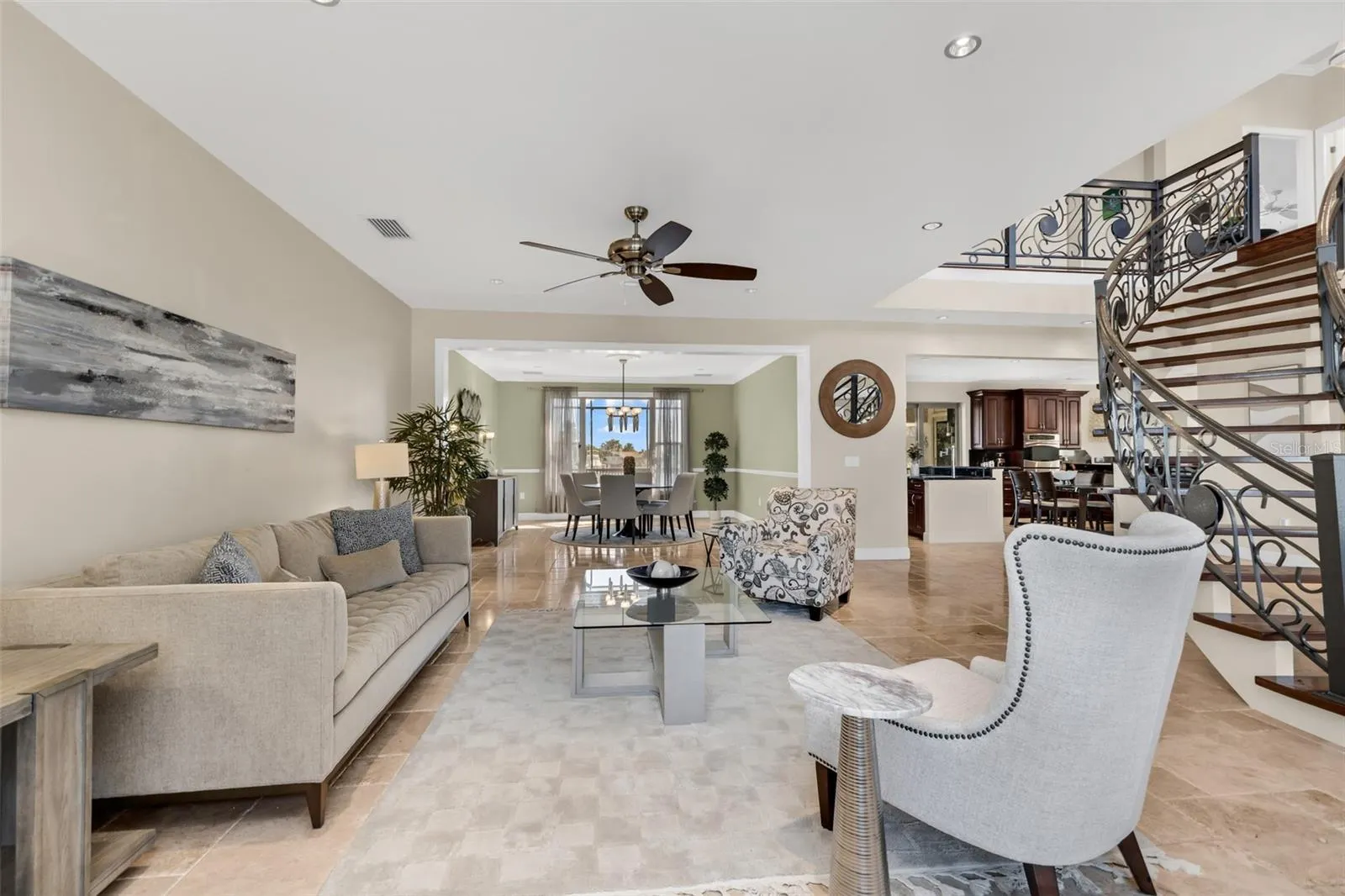 44 COLONY POINT DR