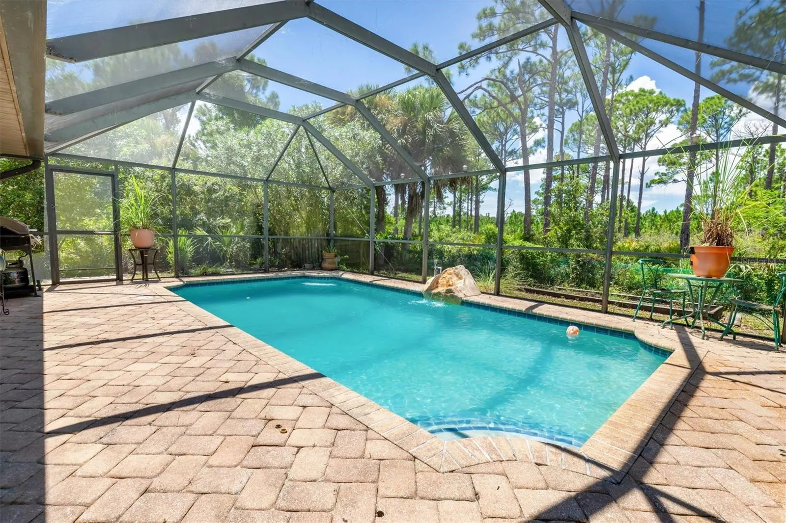 572 TOLEDO RD