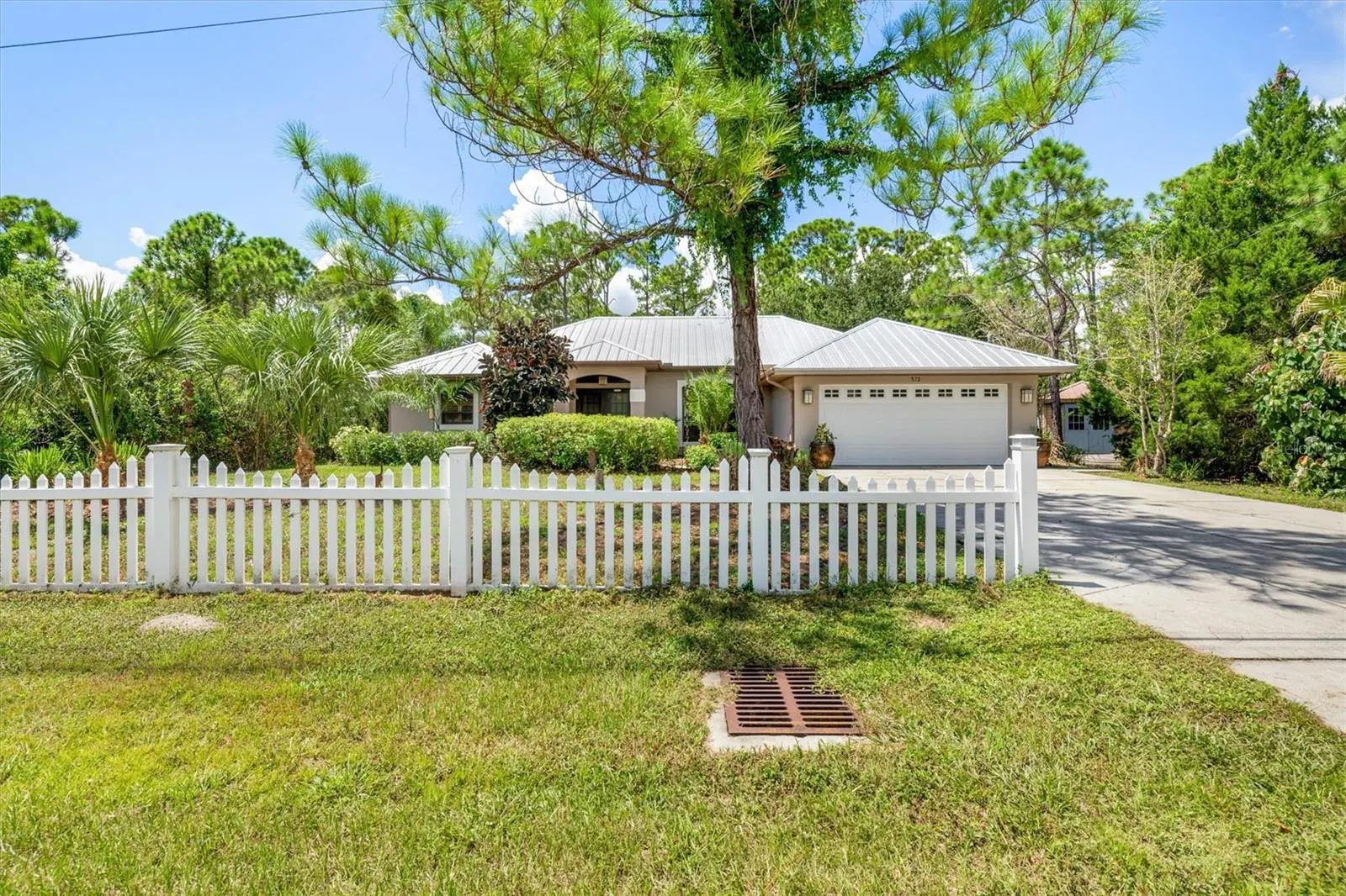 572 TOLEDO RD