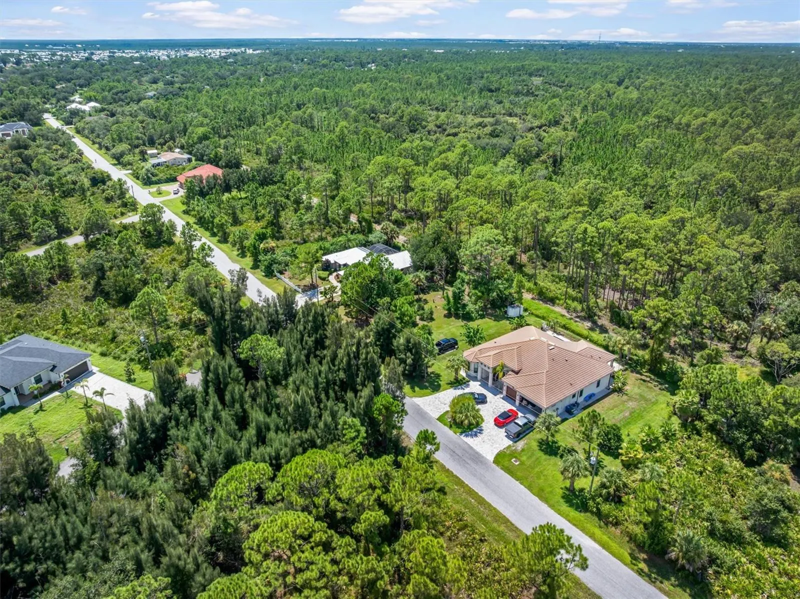 572 TOLEDO RD