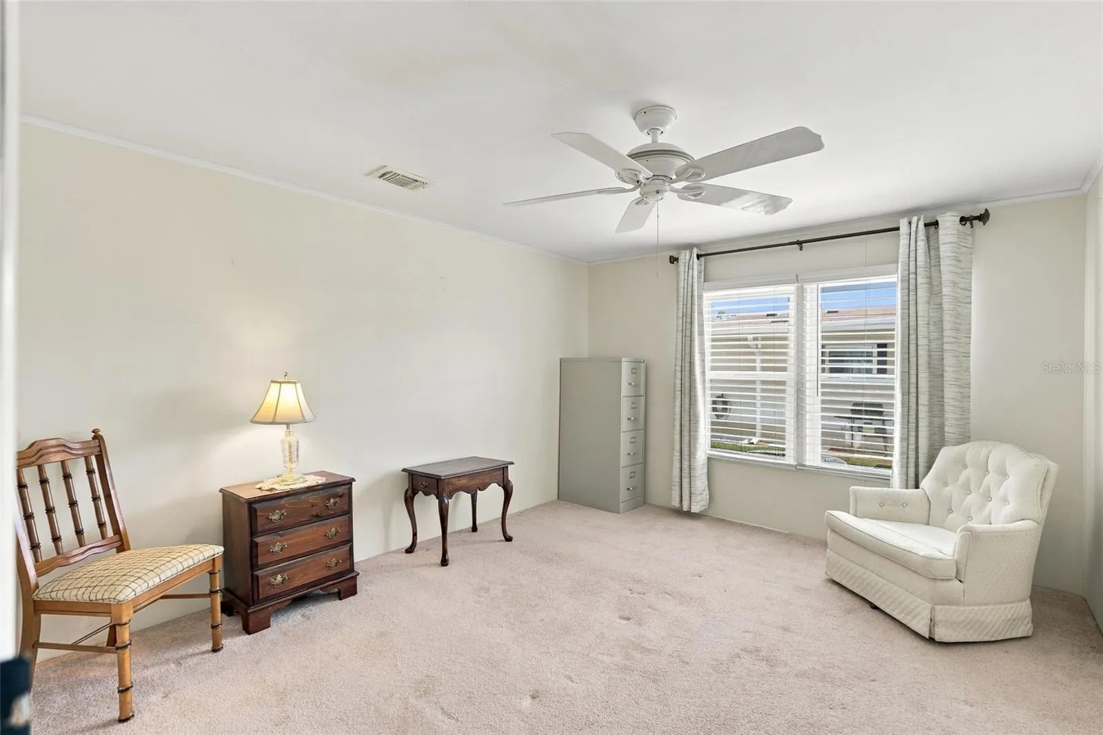 809 VILLA DEL SOL DR