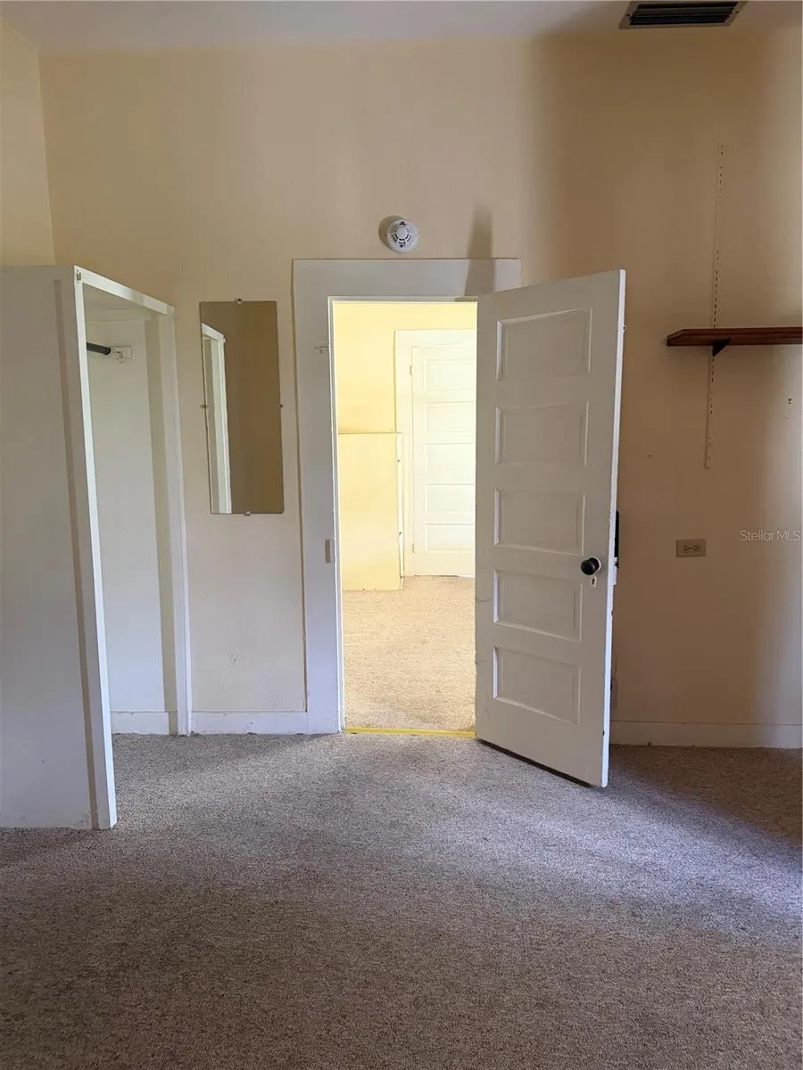 146 N HERNANDO AVE