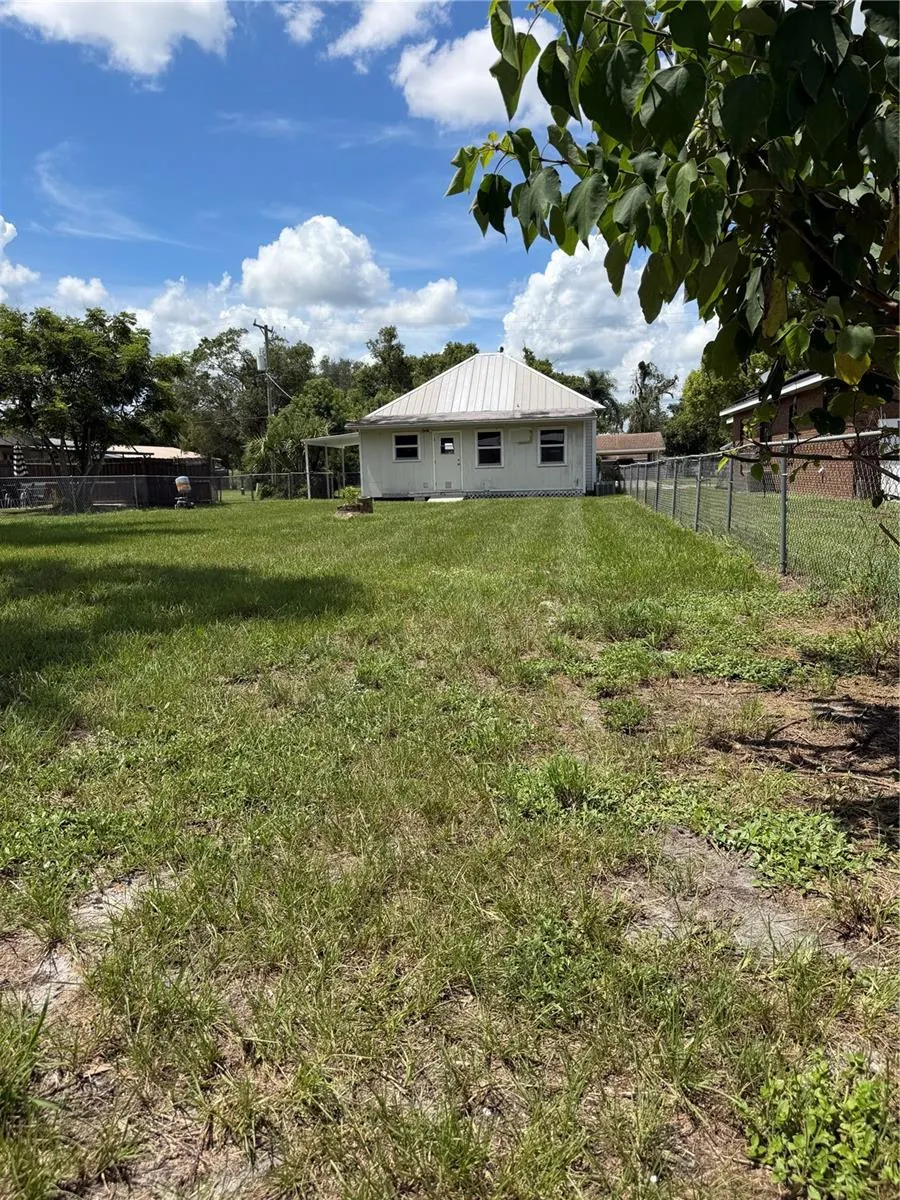 146 N HERNANDO AVE