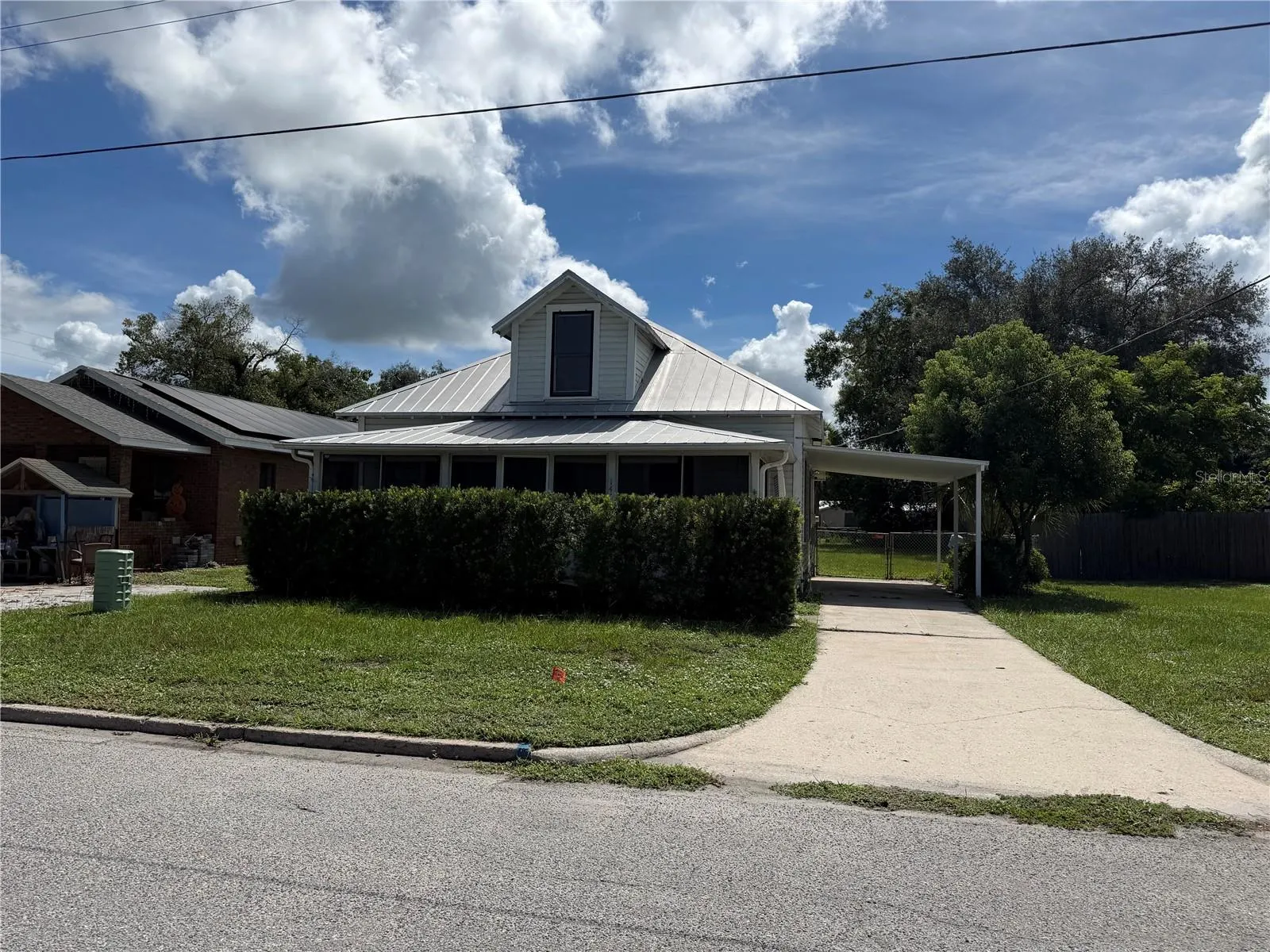 146 N HERNANDO AVE