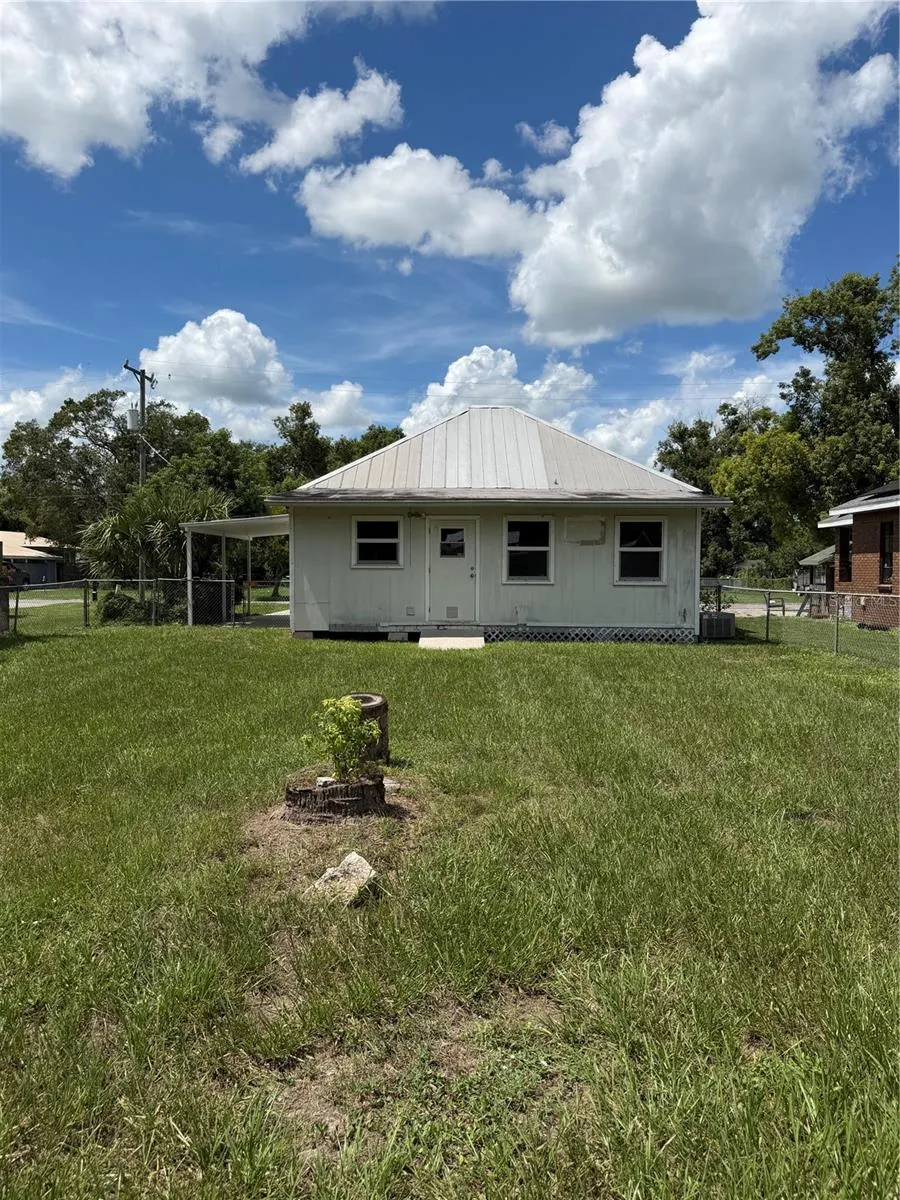 146 N HERNANDO AVE