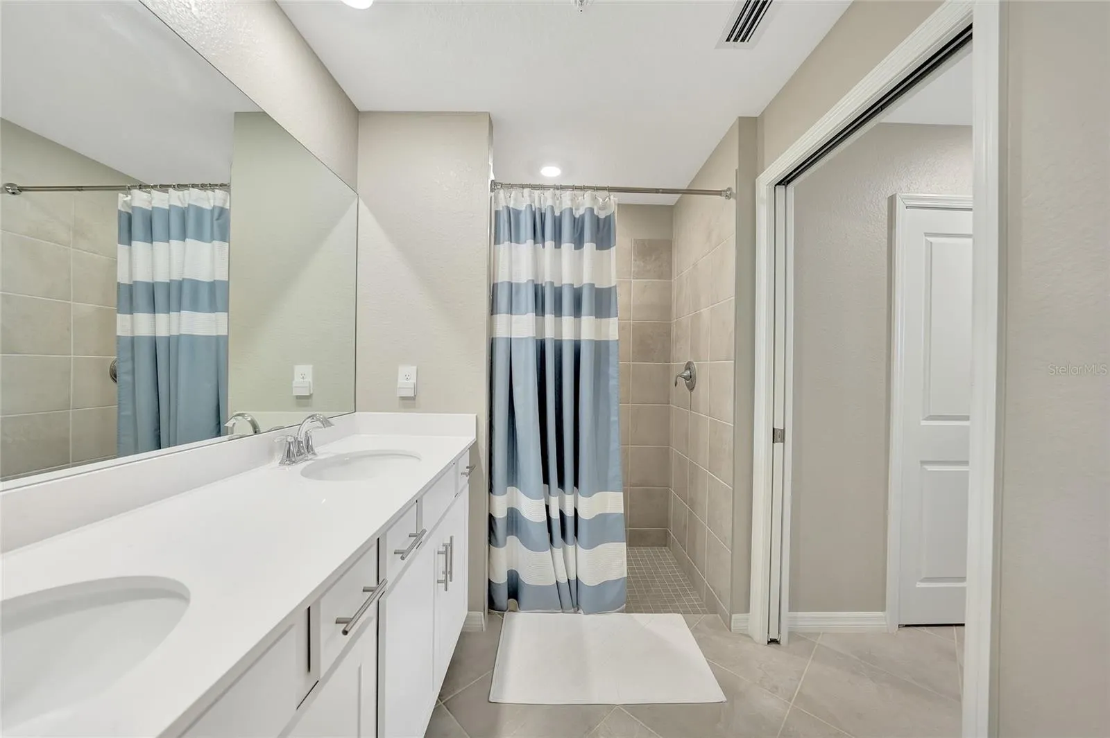 14271 HERITAGE LANDING BLVD #1516 #1516