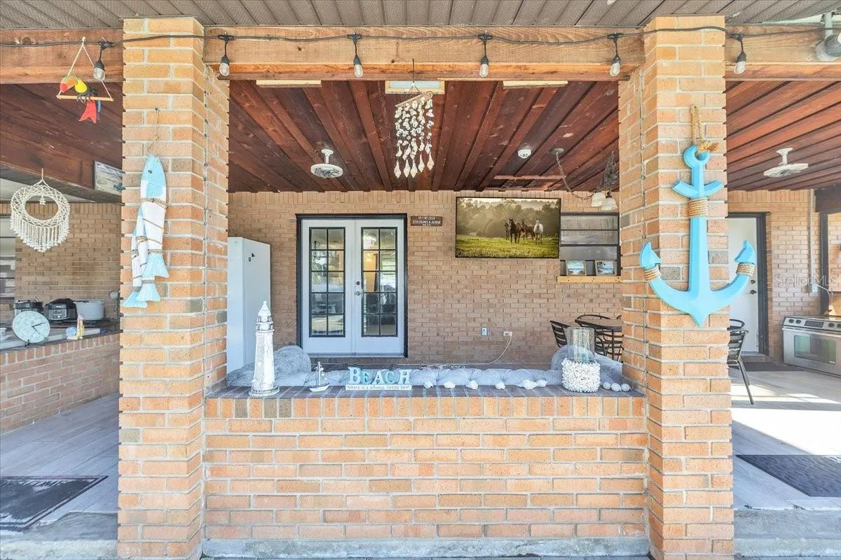 4875 SE APACHE DR