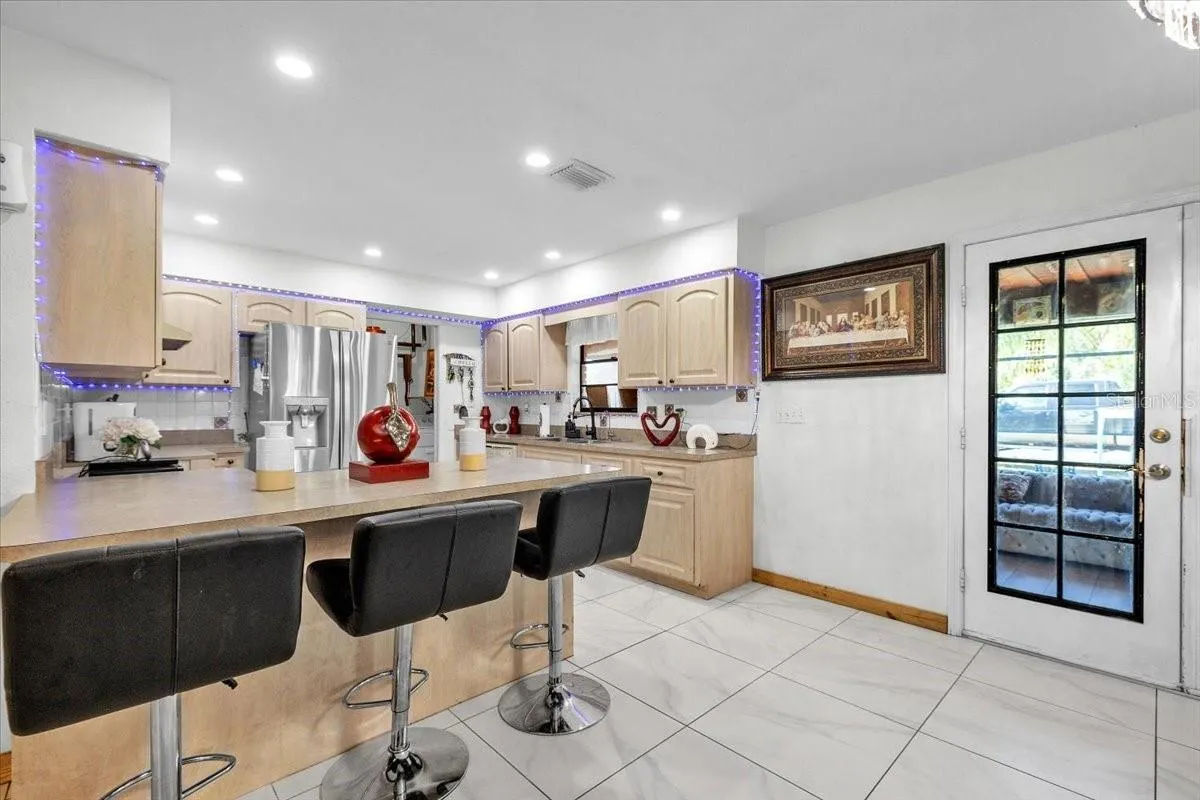 4875 SE APACHE DR