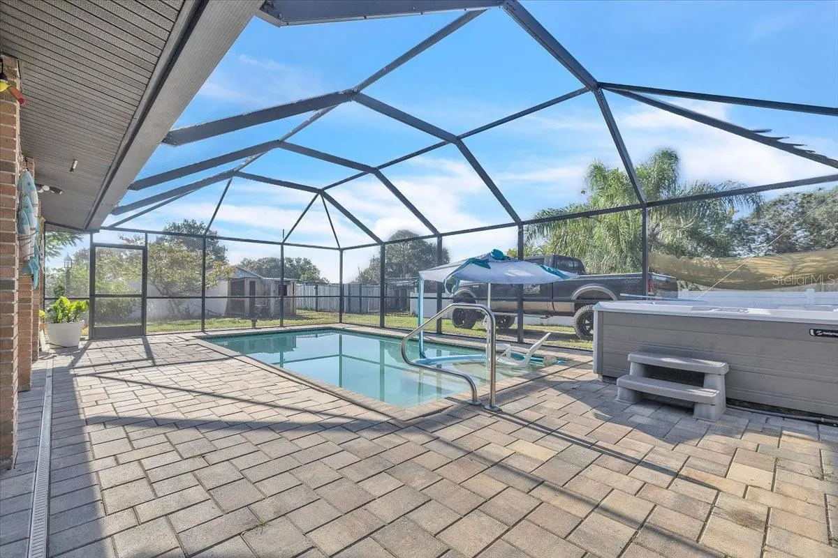 4875 SE APACHE DR