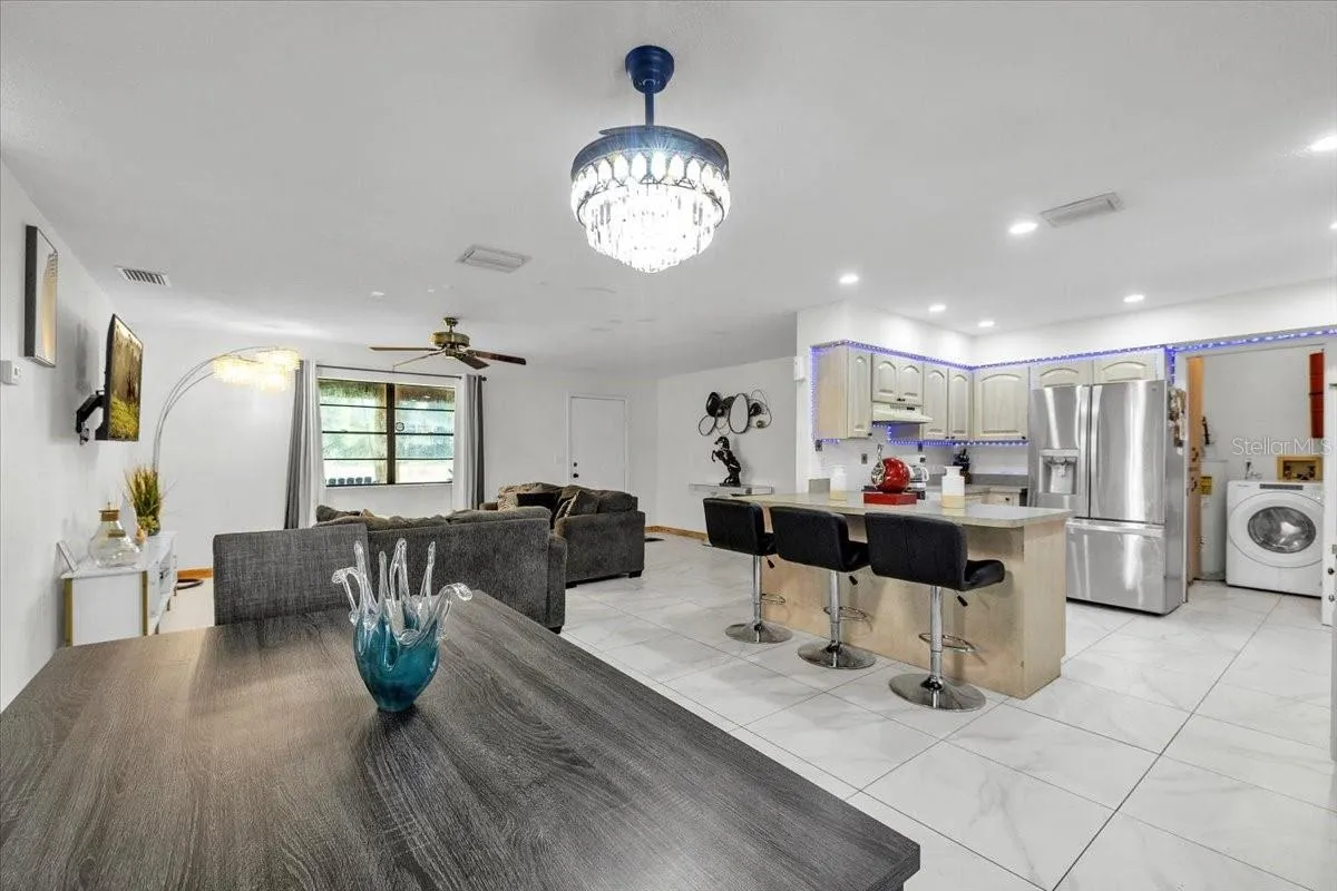 4875 SE APACHE DR