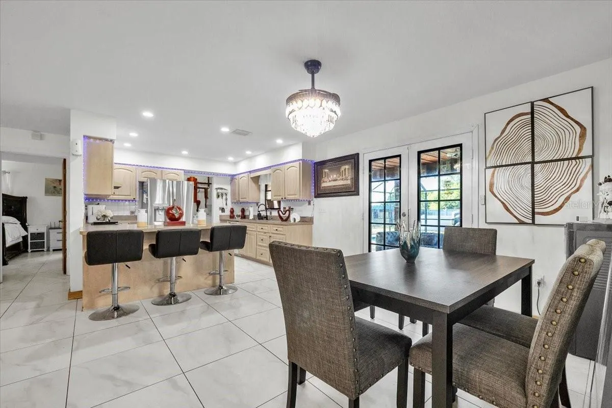 4875 SE APACHE DR