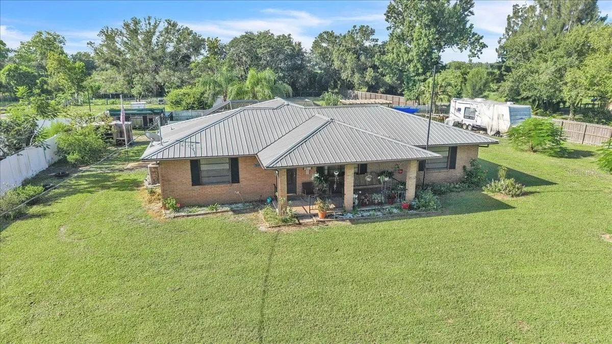 4875 SE APACHE DR