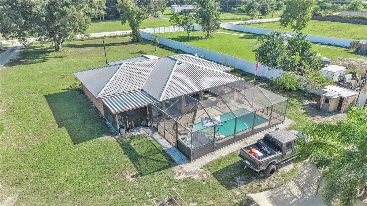 4875 SE APACHE DR