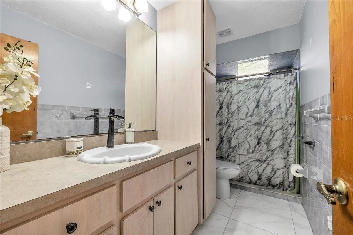 4875 SE APACHE DR