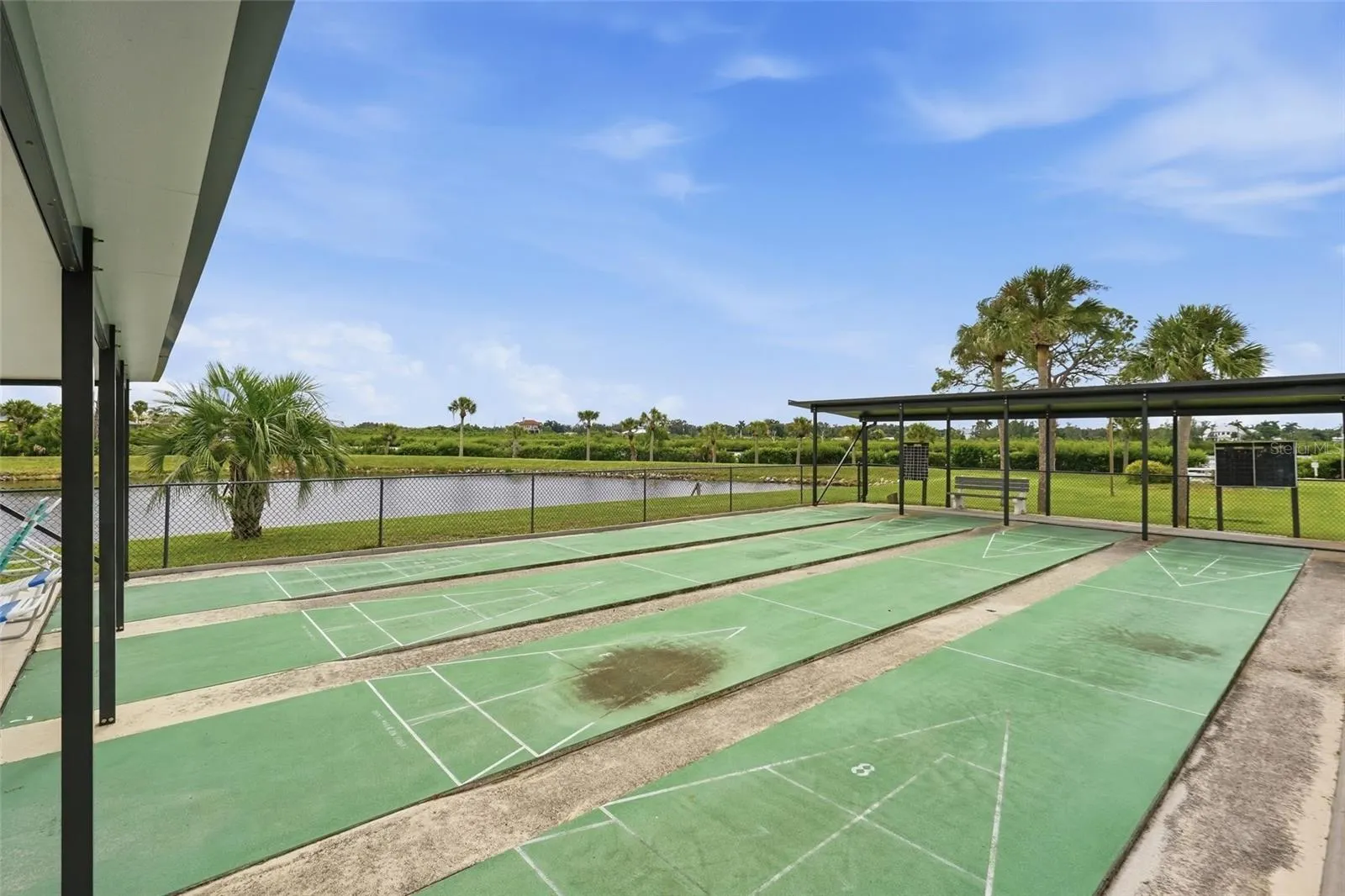 17 LAFITTE DR