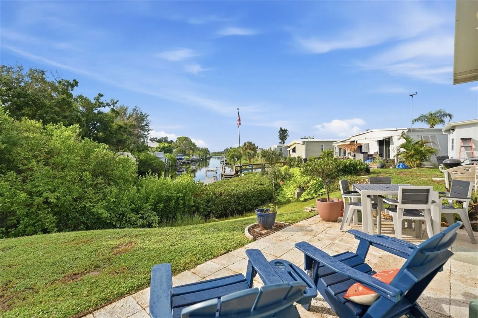 17 LAFITTE DR