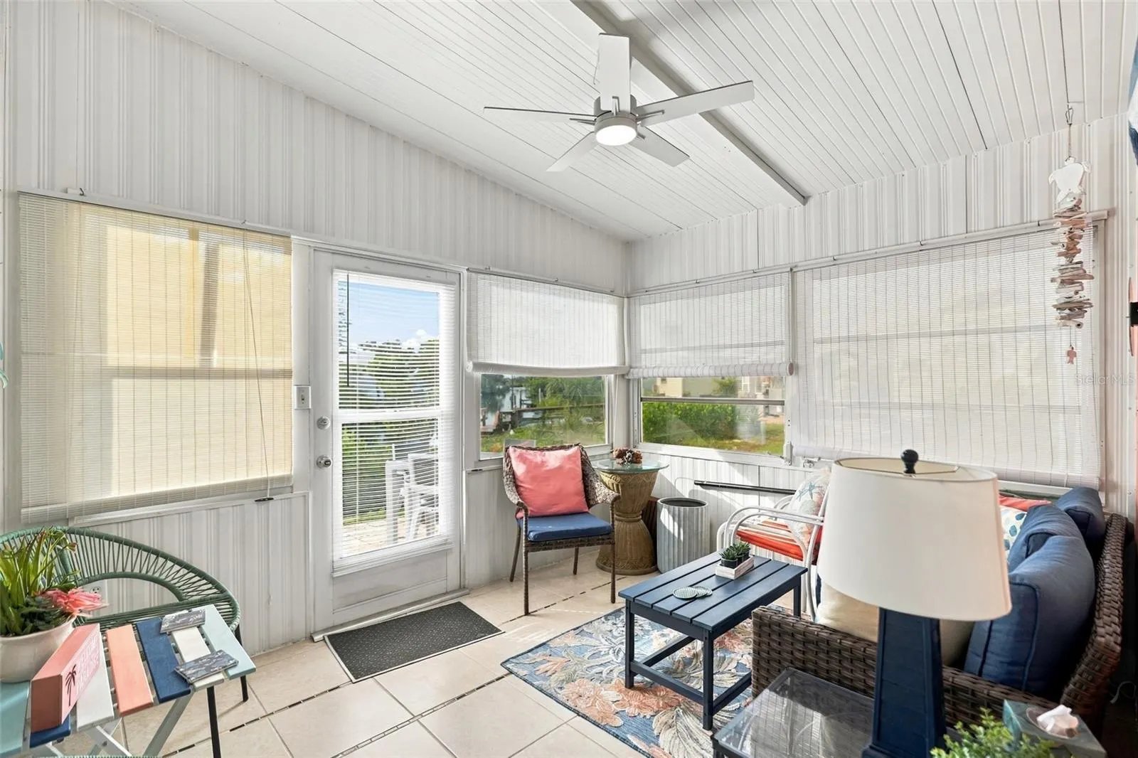17 LAFITTE DR