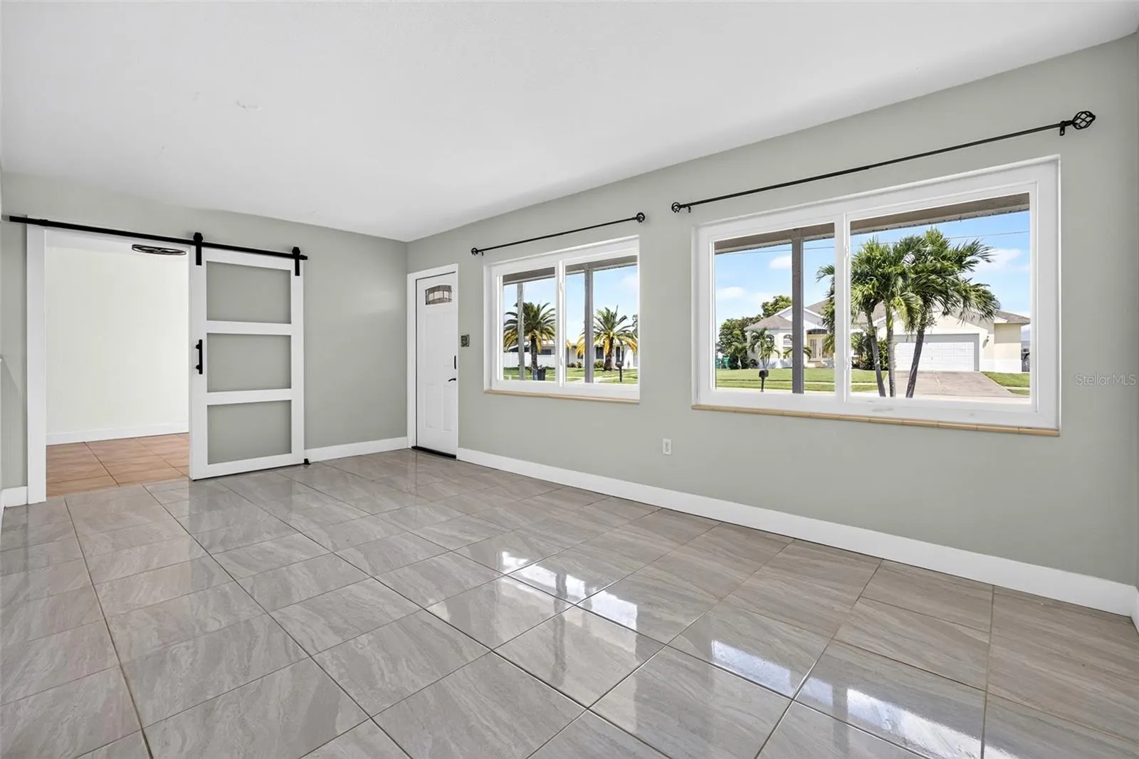 530 LINDLEY TER