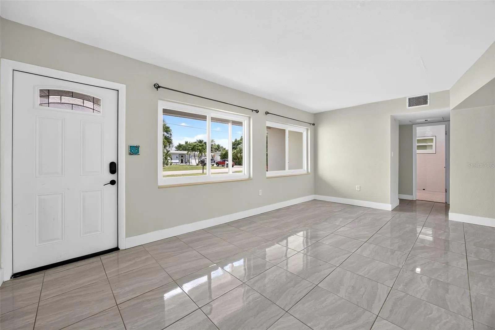 530 LINDLEY TER