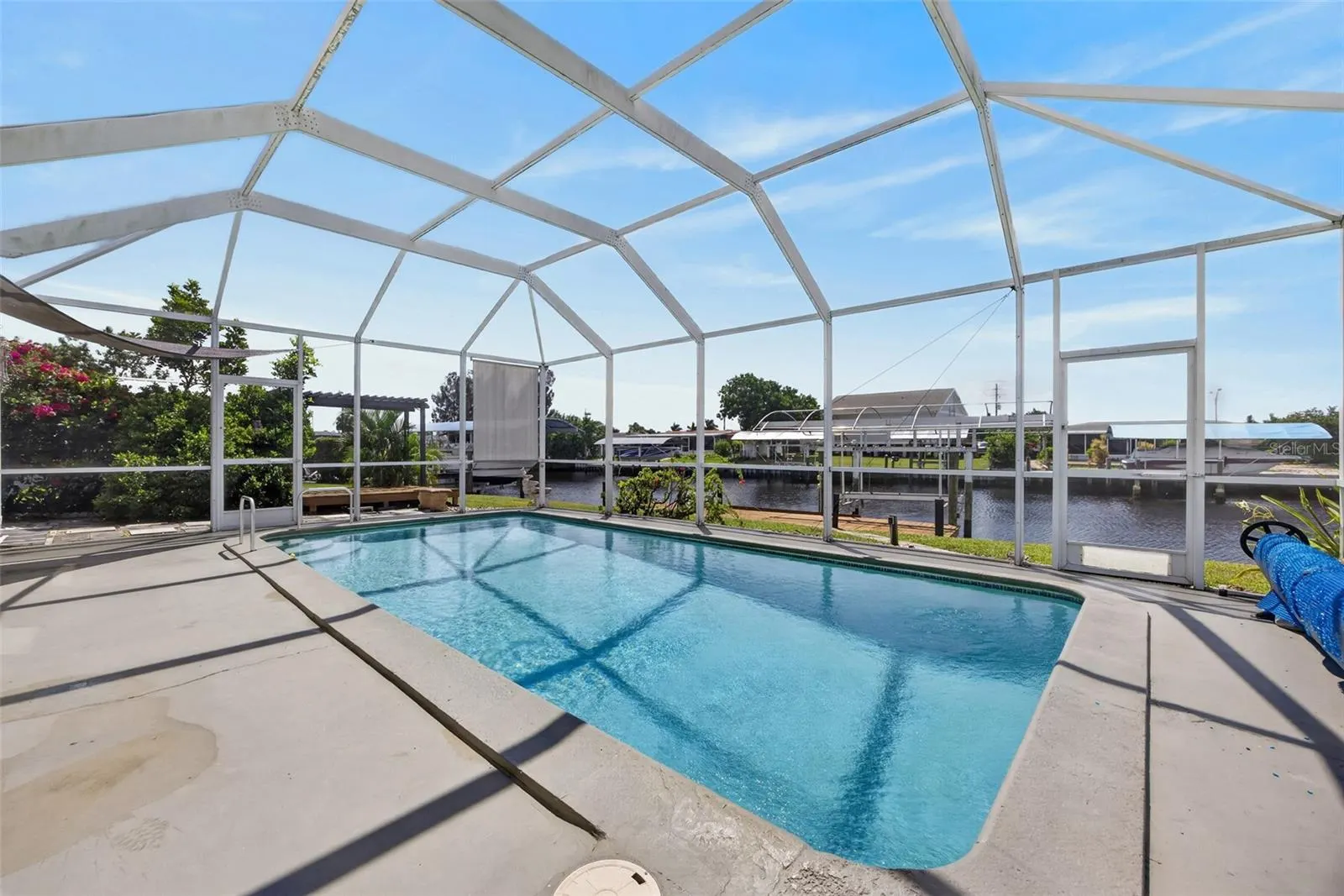 530 LINDLEY TER