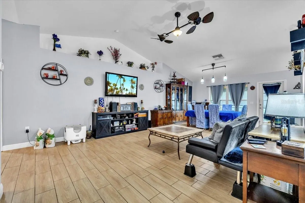 3409 ANDALUSIA BLVD