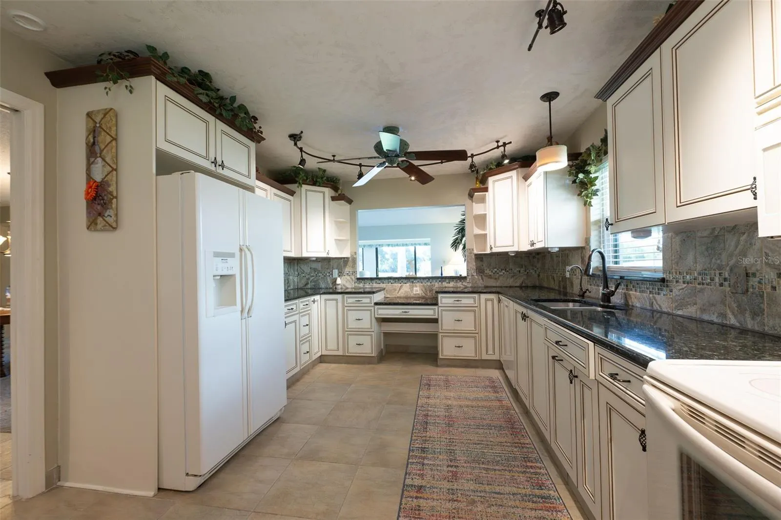 11409 SW COURTNEY DR
