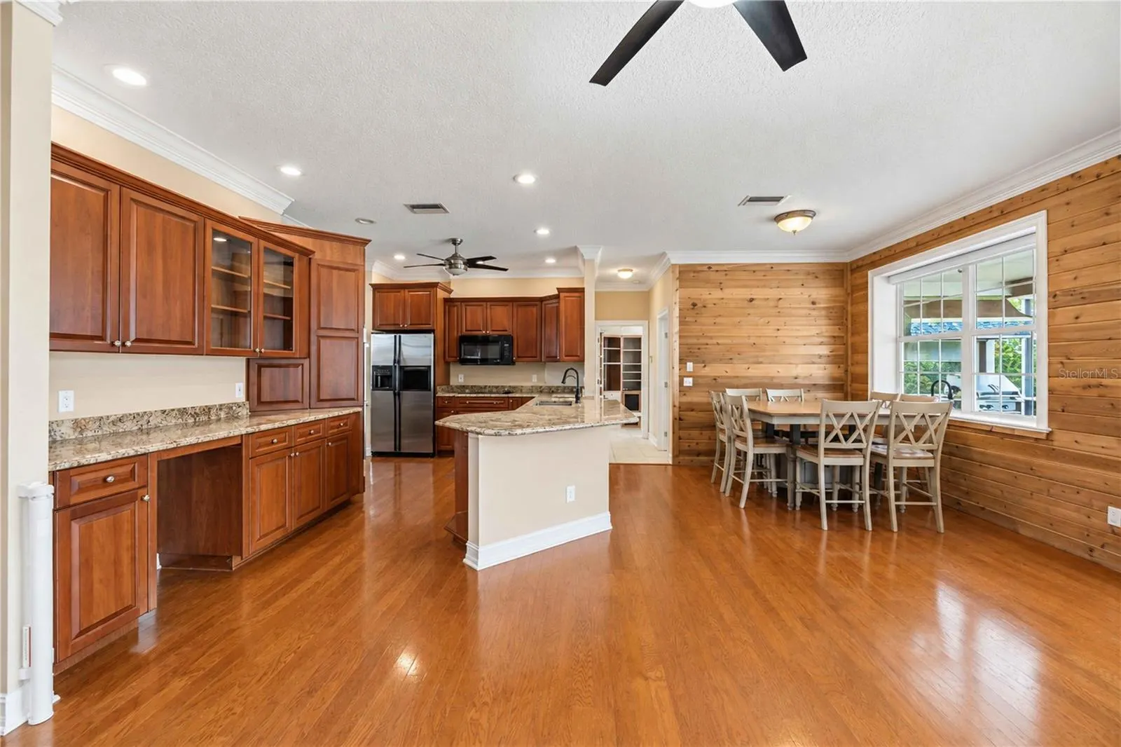 8543 SW AVIARY RD