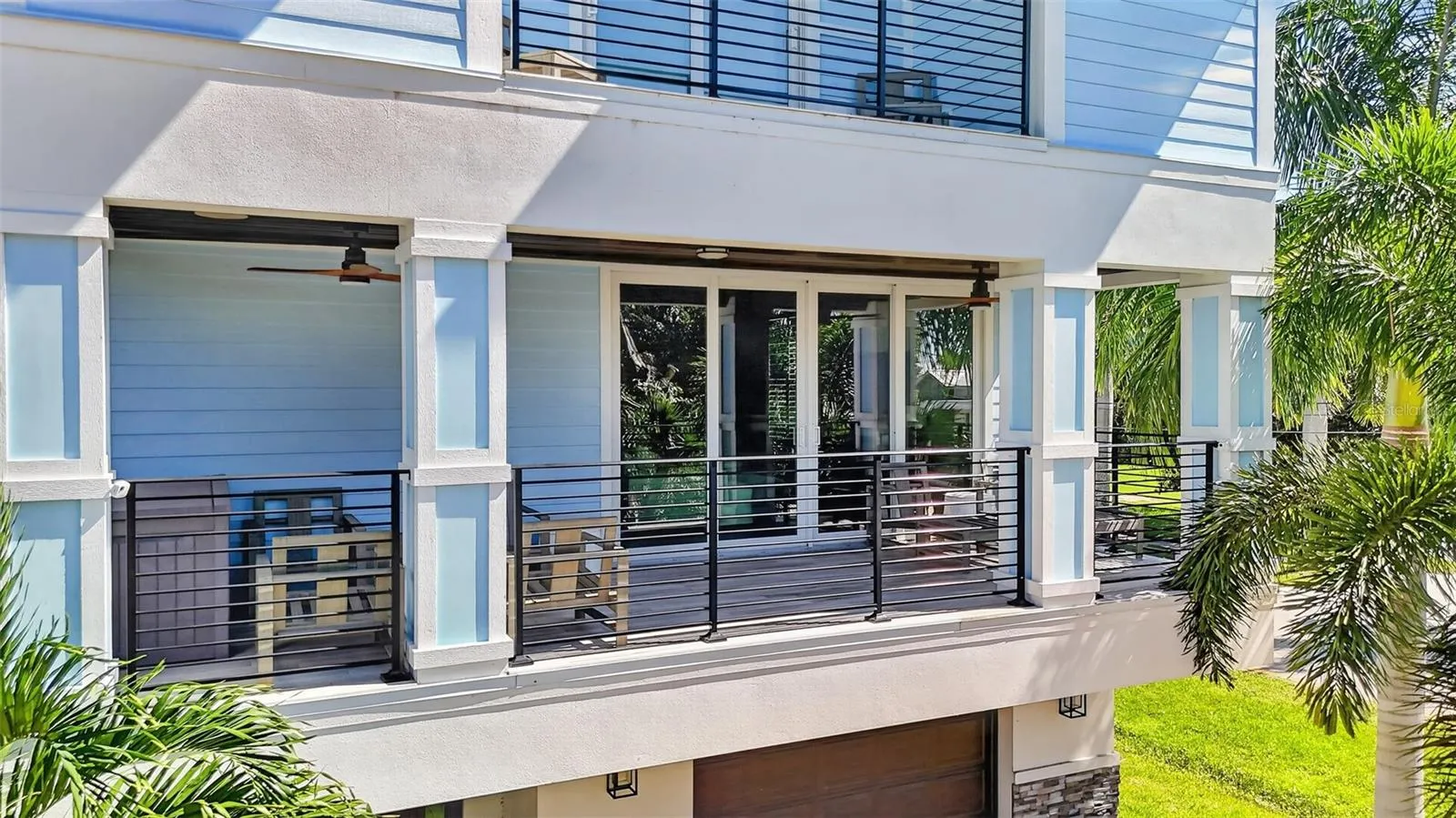 950 W OLYMPIA AVE