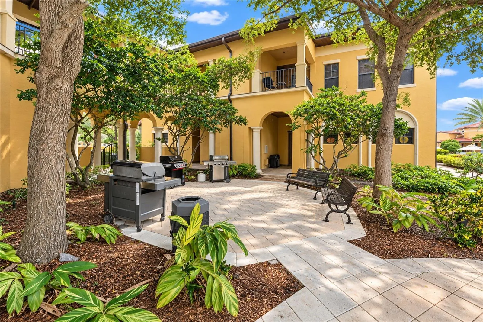 96 VIVANTE BLVD #211 #211