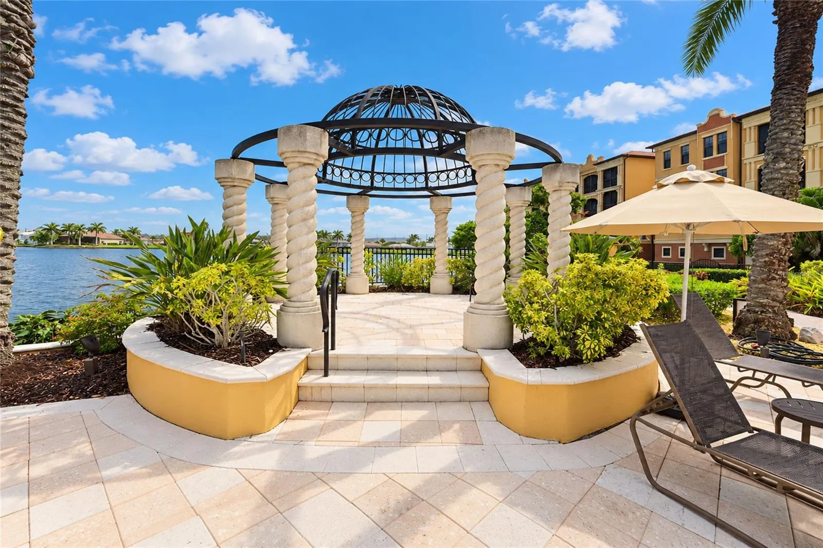96 VIVANTE BLVD #211 #211
