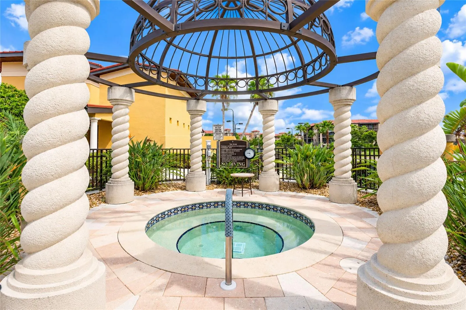 96 VIVANTE BLVD #211 #211