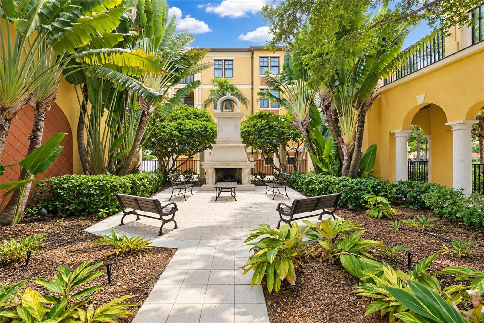 96 VIVANTE BLVD #211 #211