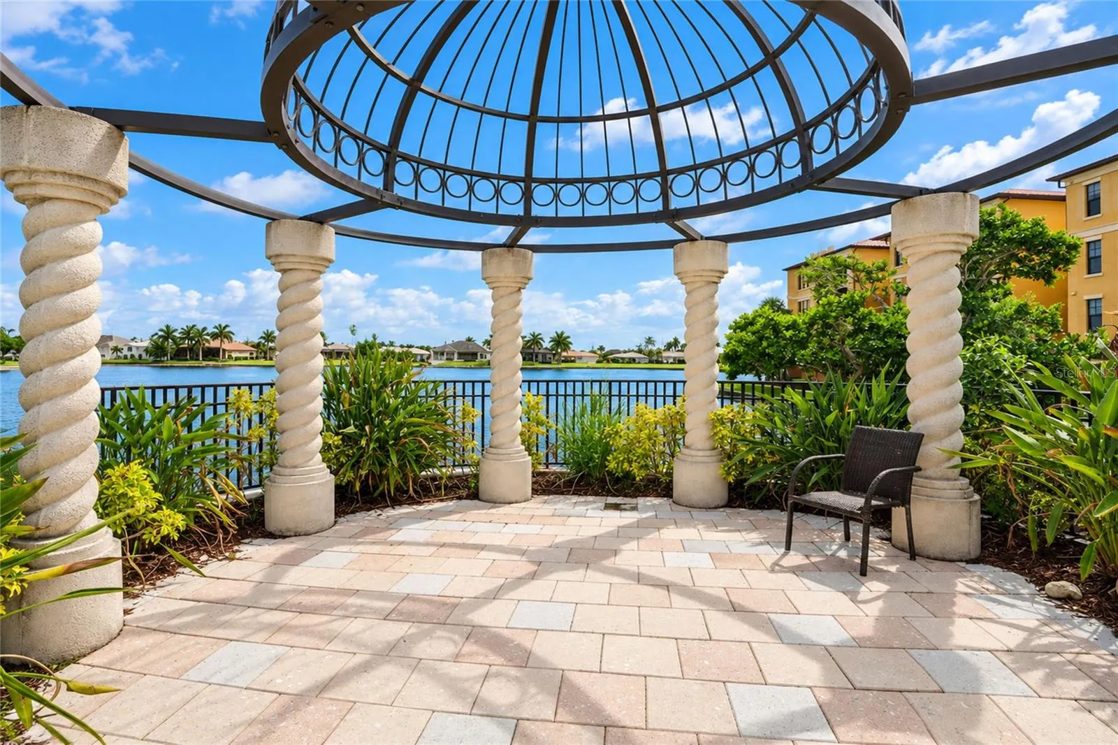 96 VIVANTE BLVD #211 #211