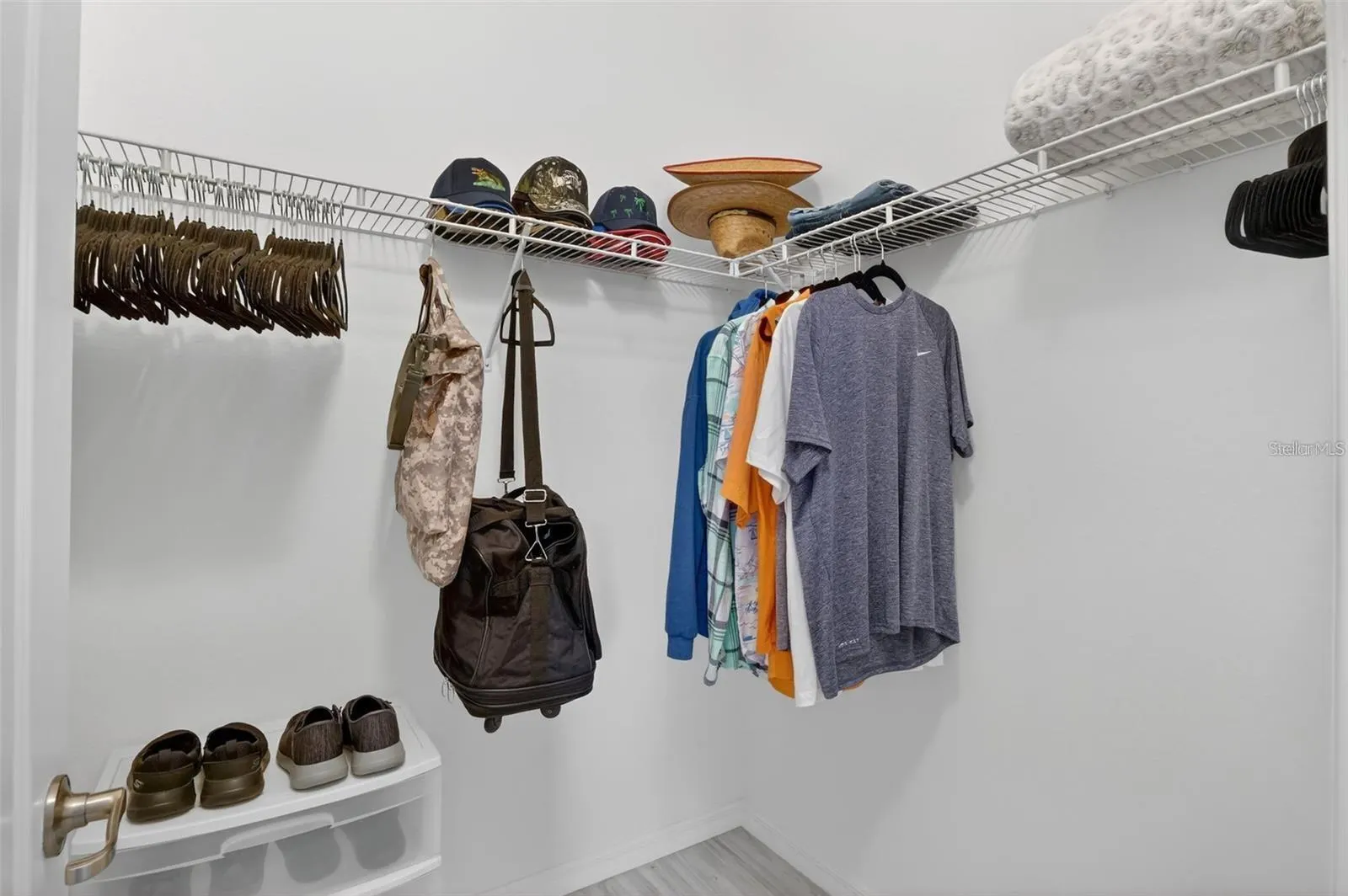 3535 DANDOLO CIR