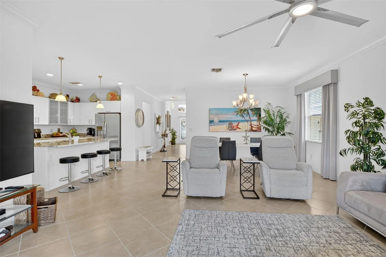 3535 DANDOLO CIR