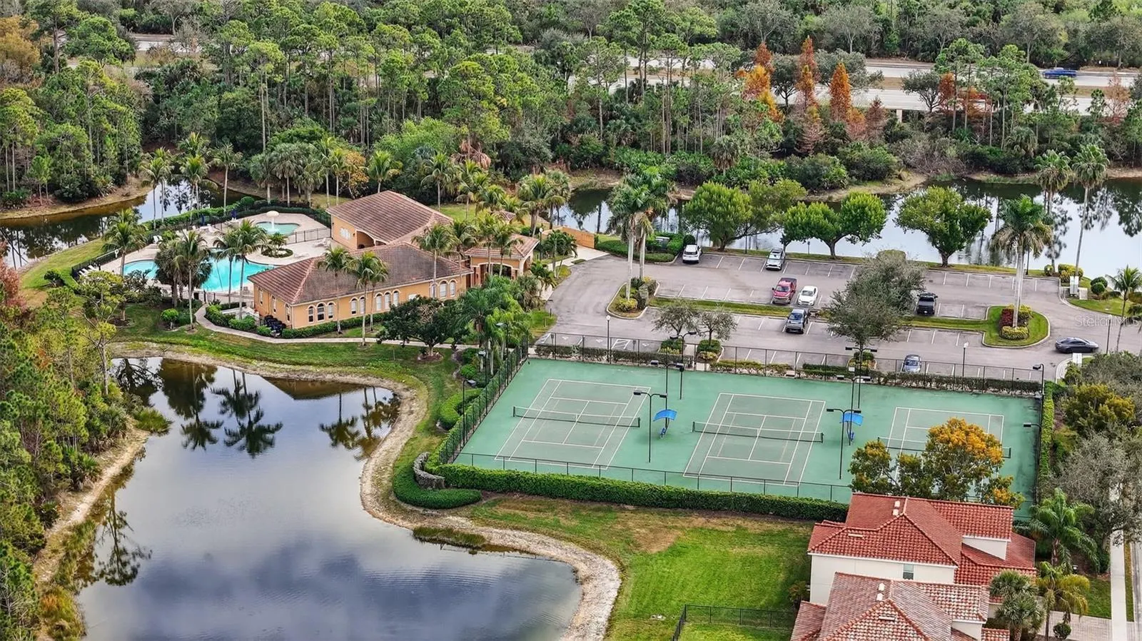 3535 DANDOLO CIR