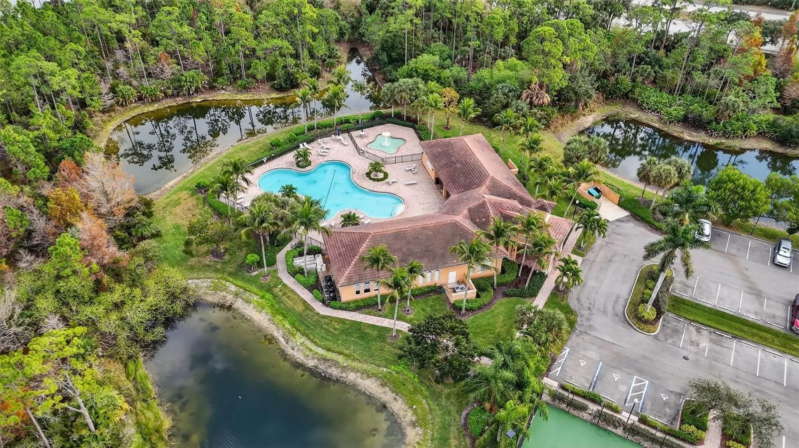 3535 DANDOLO CIR