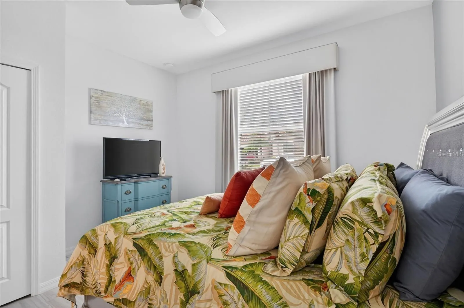 3535 DANDOLO CIR