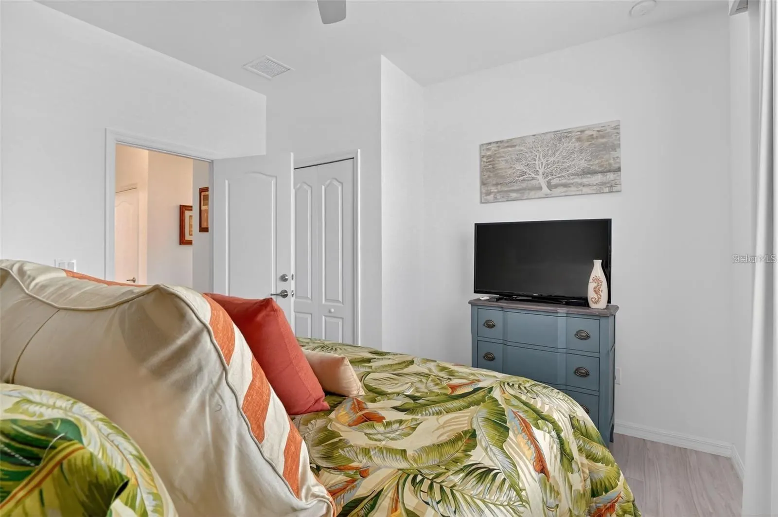 3535 DANDOLO CIR