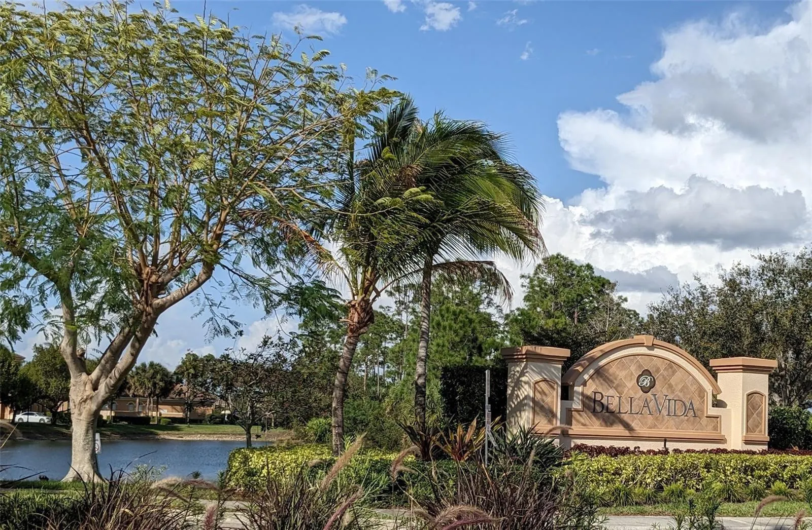 3535 DANDOLO CIR