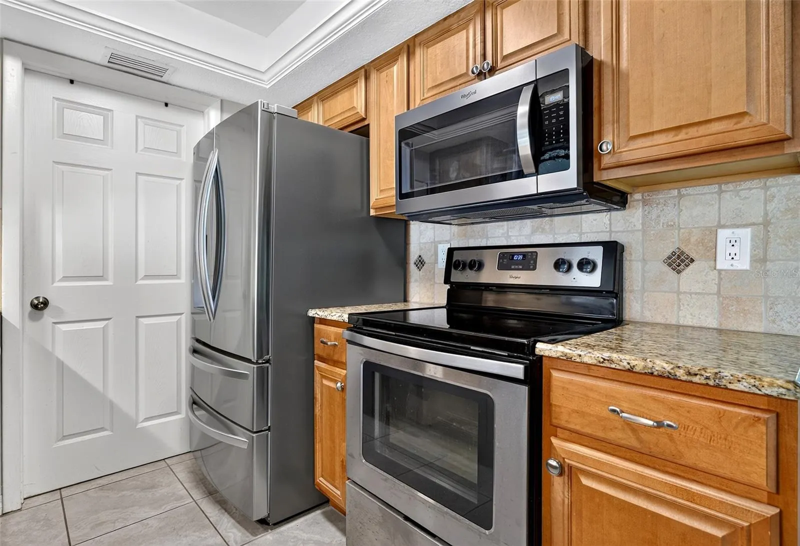 20416 TAPPAN ZEE DR