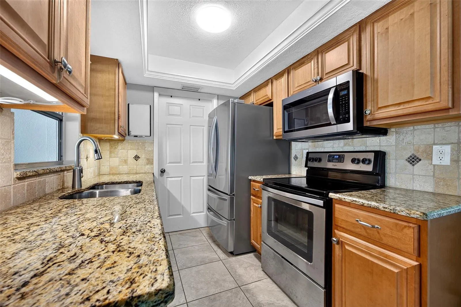 20416 TAPPAN ZEE DR