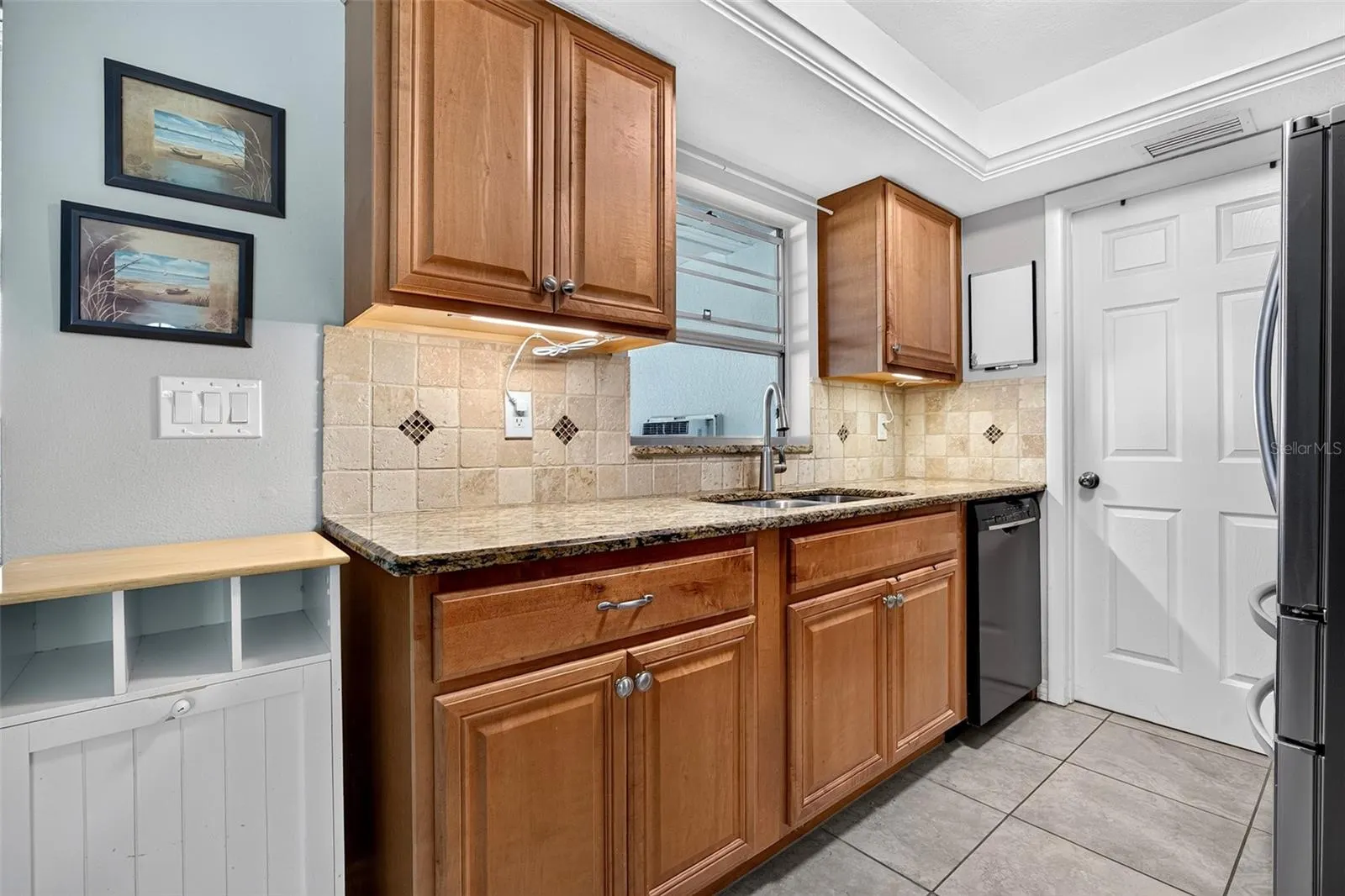 20416 TAPPAN ZEE DR