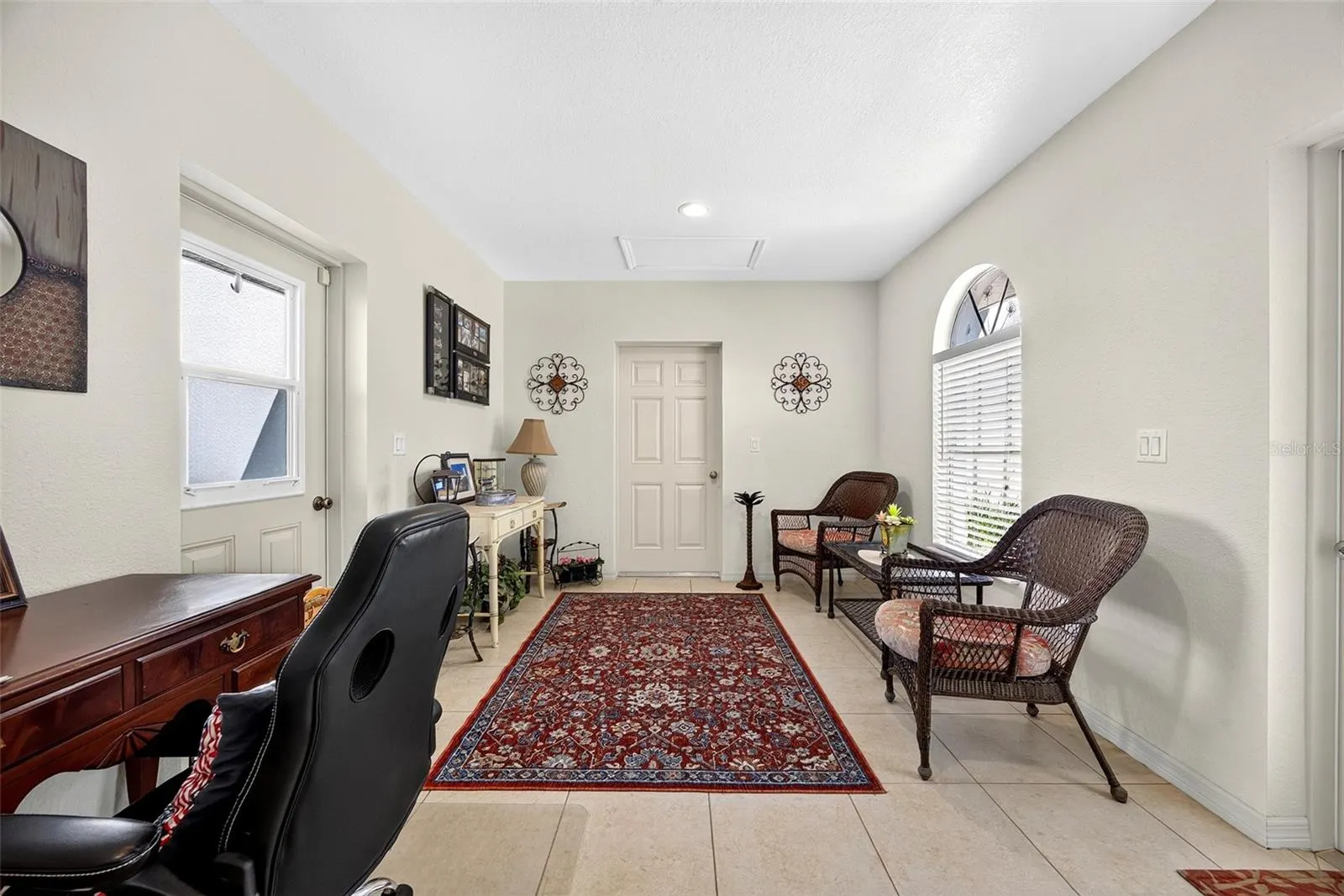 25186 ESTRADA CIR