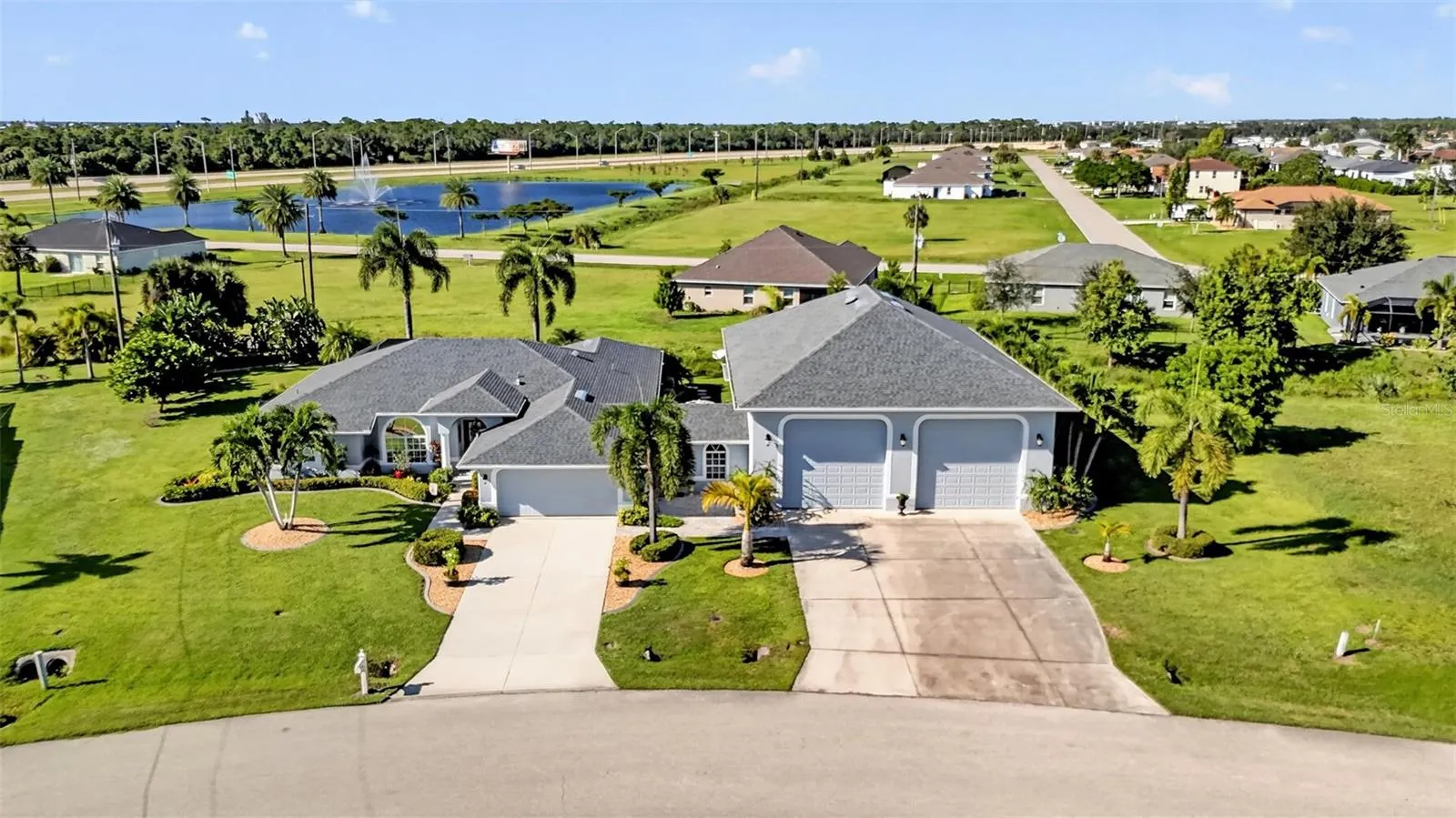 25186 ESTRADA CIR
