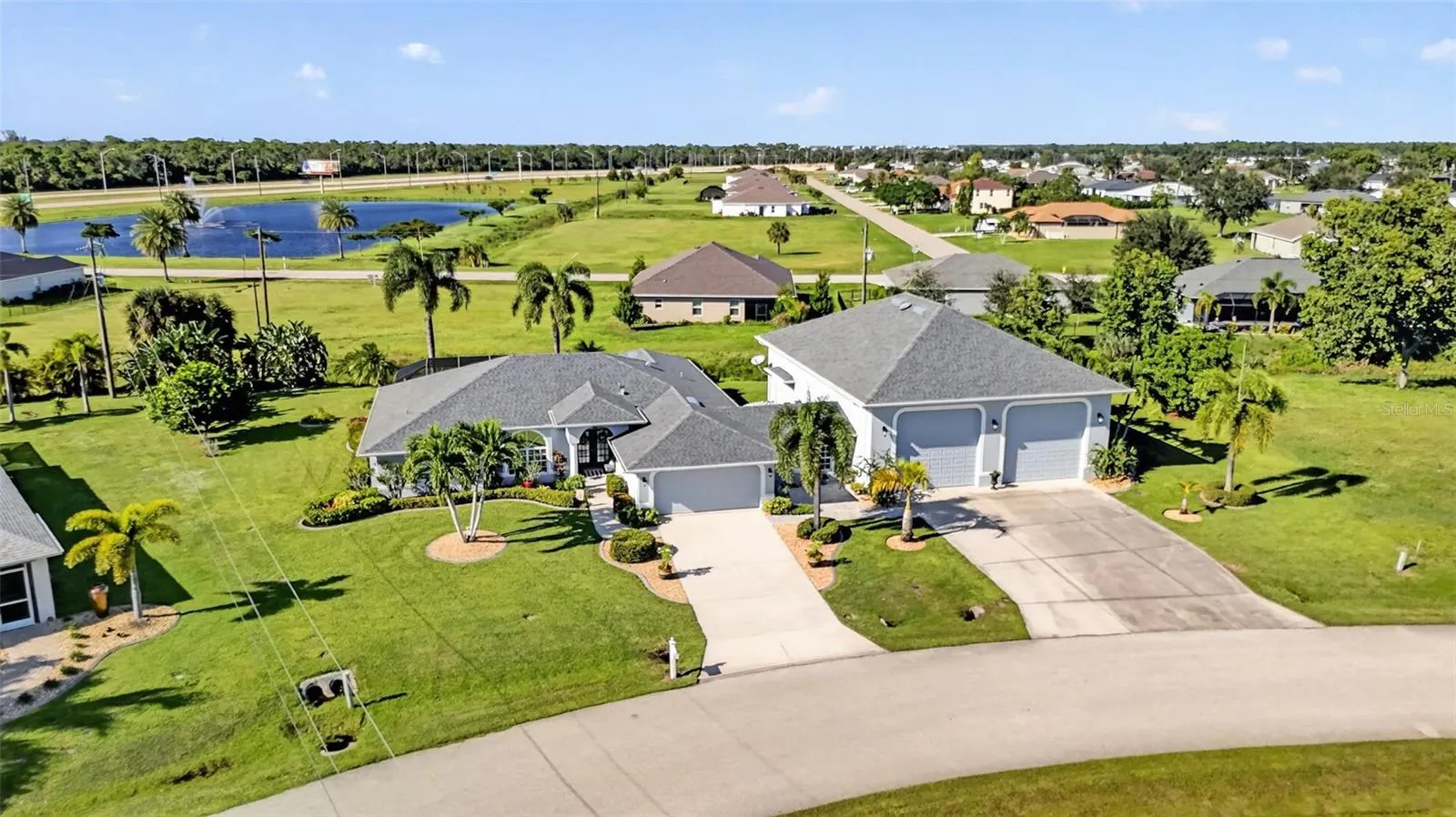 25186 ESTRADA CIR